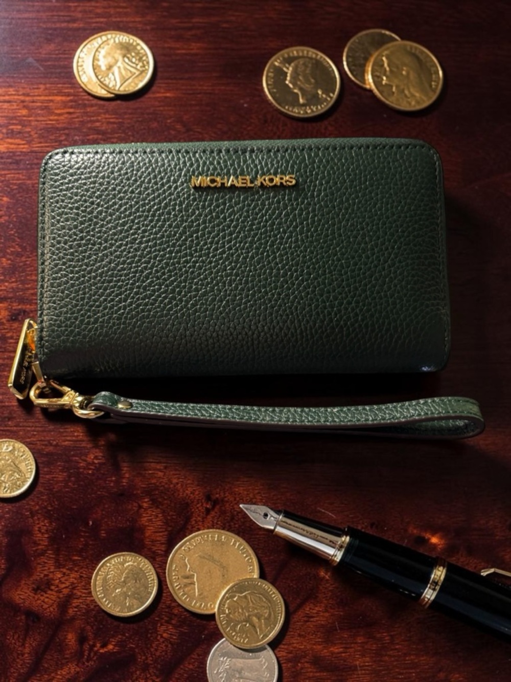 Michael Kors Green Pebbled Leather Zip Around Wallet Wristlet EUC Gold Hardware